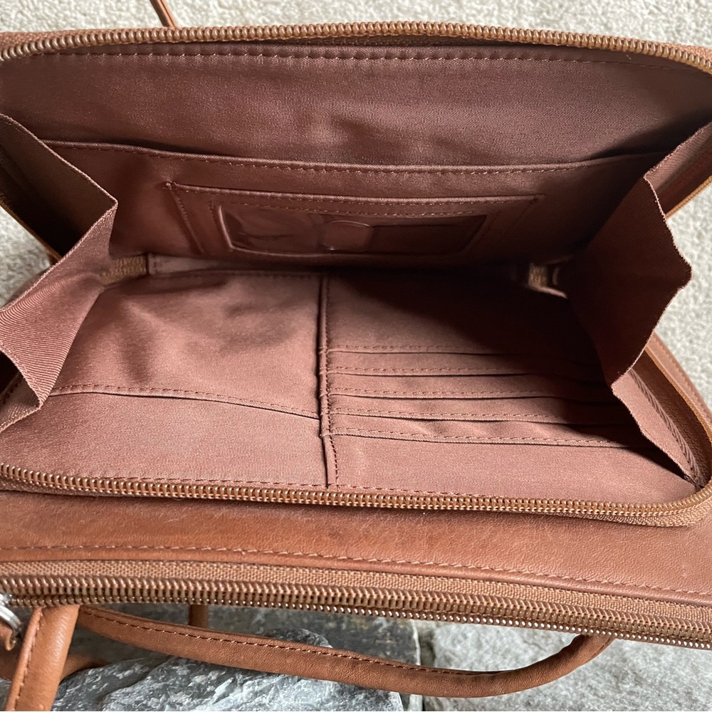 Fossil Women’s Leather Cross-body Purse - Picture 4 of 8